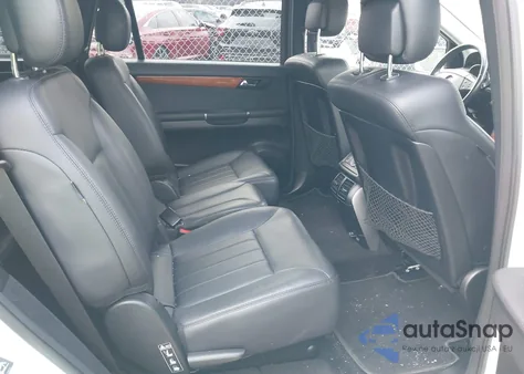 2008 Mercedes-Benz R 350 4Matic z USA, uszkodzony, nr VIN 4JGCB65E48A071508